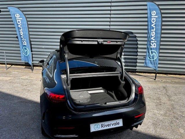 Mercedes-Benz EQE image 6